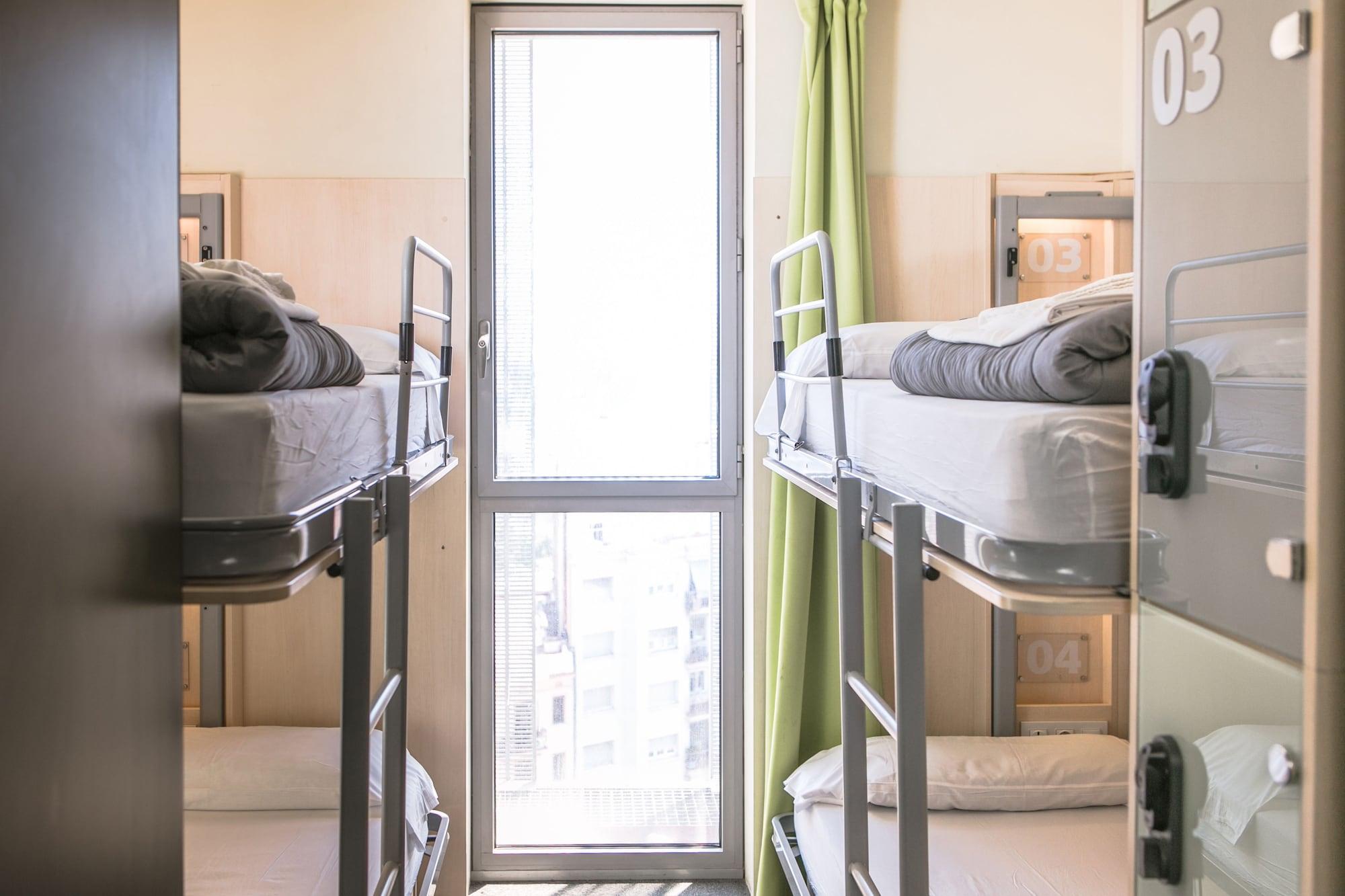 Urbany Hostel Барселона Екстериор снимка