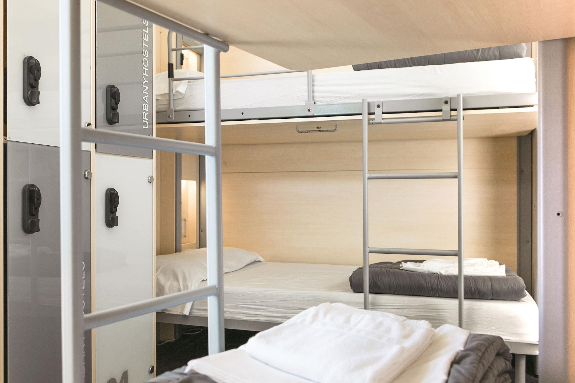 Urbany Hostel Барселона Екстериор снимка